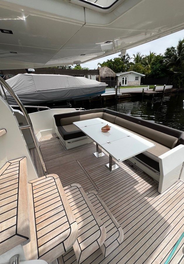 the best price on BUGSY 55