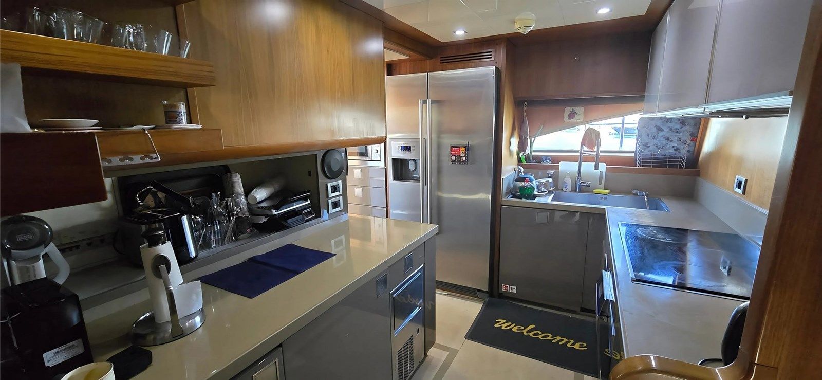 Buy a MY BLEU BLANC - FERRETTI CUSTOM LINE at Shestakov Yacht Sales