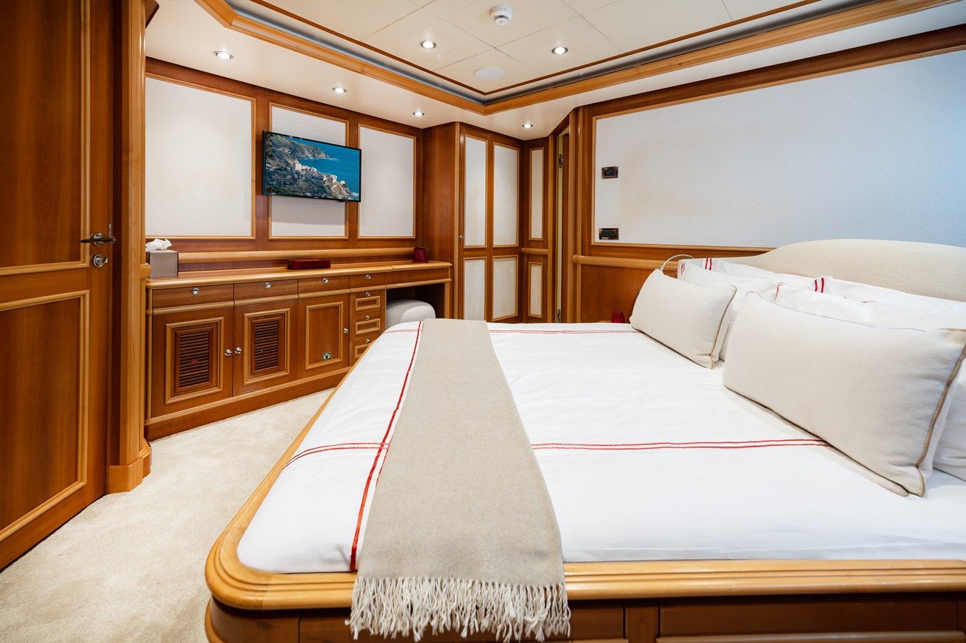 EMOTION 2 - CRN yacht sale