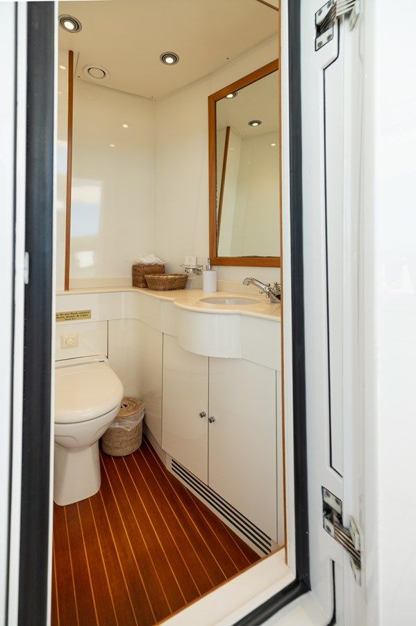 EMOTION 2 - CRN yacht sale