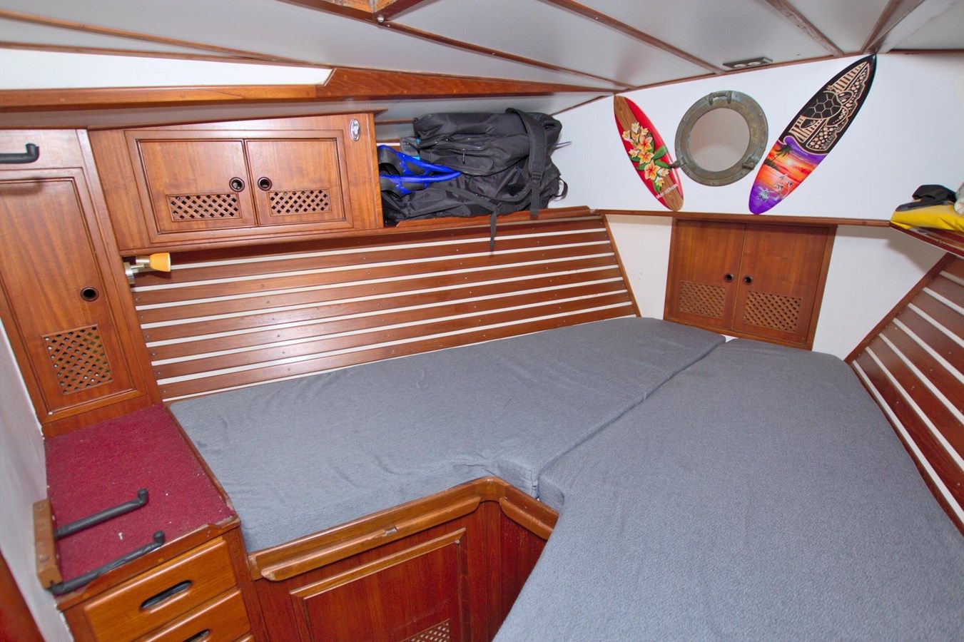Buy a yacht Satori 47 Center Cockpit Ketch