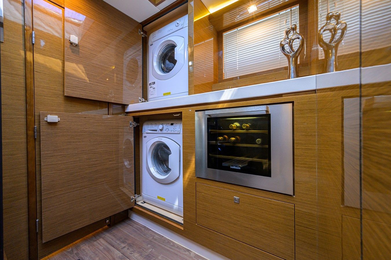 Стоимость яхты UNORTHODOCS 60 Cantius Fly