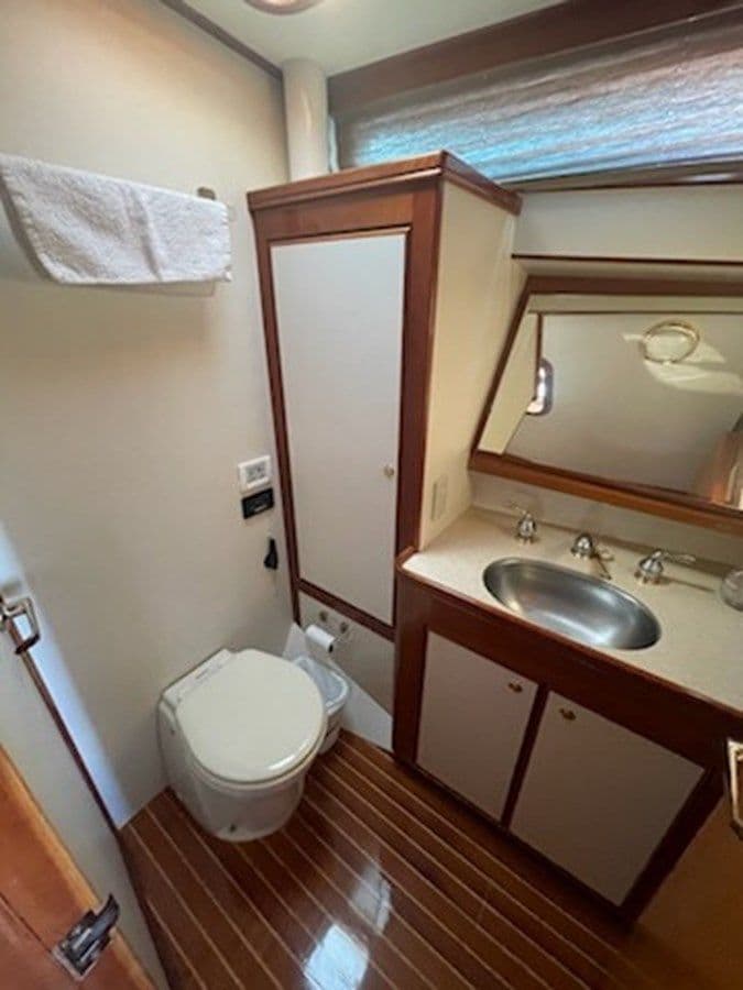 1998 Mikelson 43 Sportfisher - MIKELSON