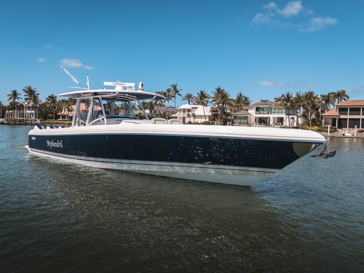 Купить яхту MYTHENDRIL - Intrepid в Shestakov Yacht Sales