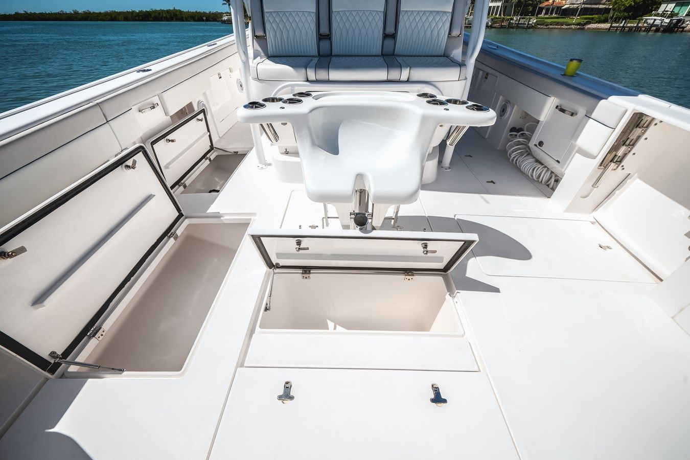 Стоимость яхты MYTHENDRIL - Intrepid