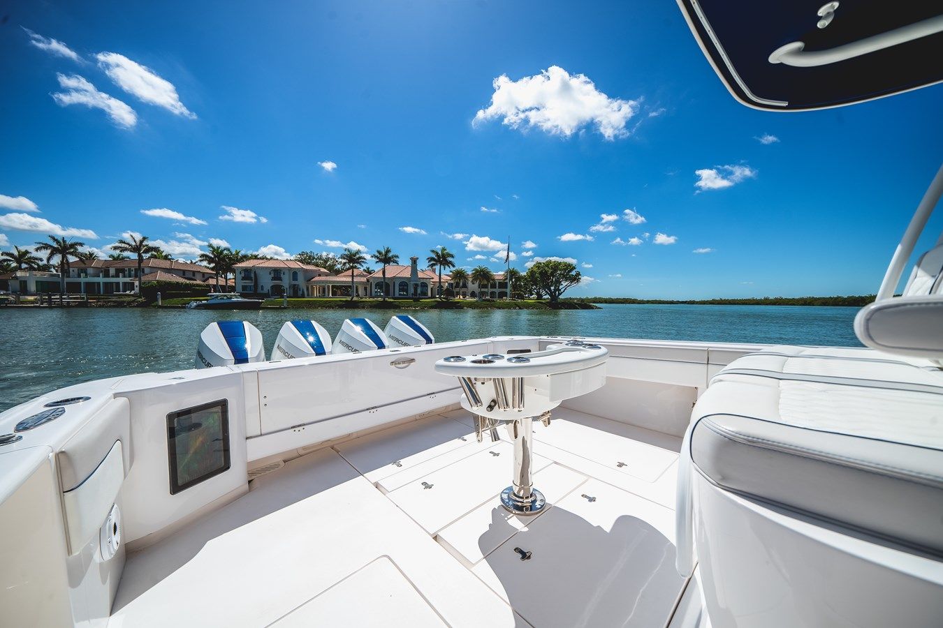 Купить яхту MYTHENDRIL - Intrepid в Shestakov Yacht Sales