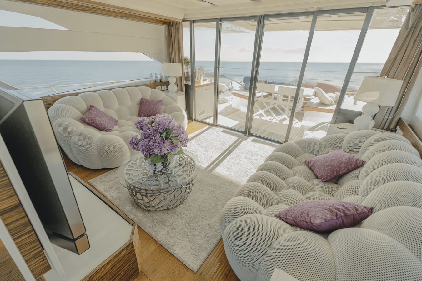 Купить SCUDERIA - Absolute Yachts