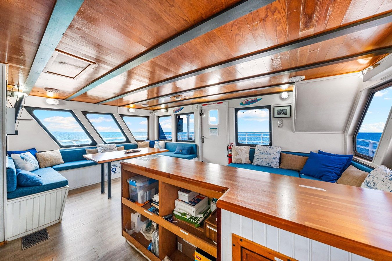 PELICAN 2002 yacht sale