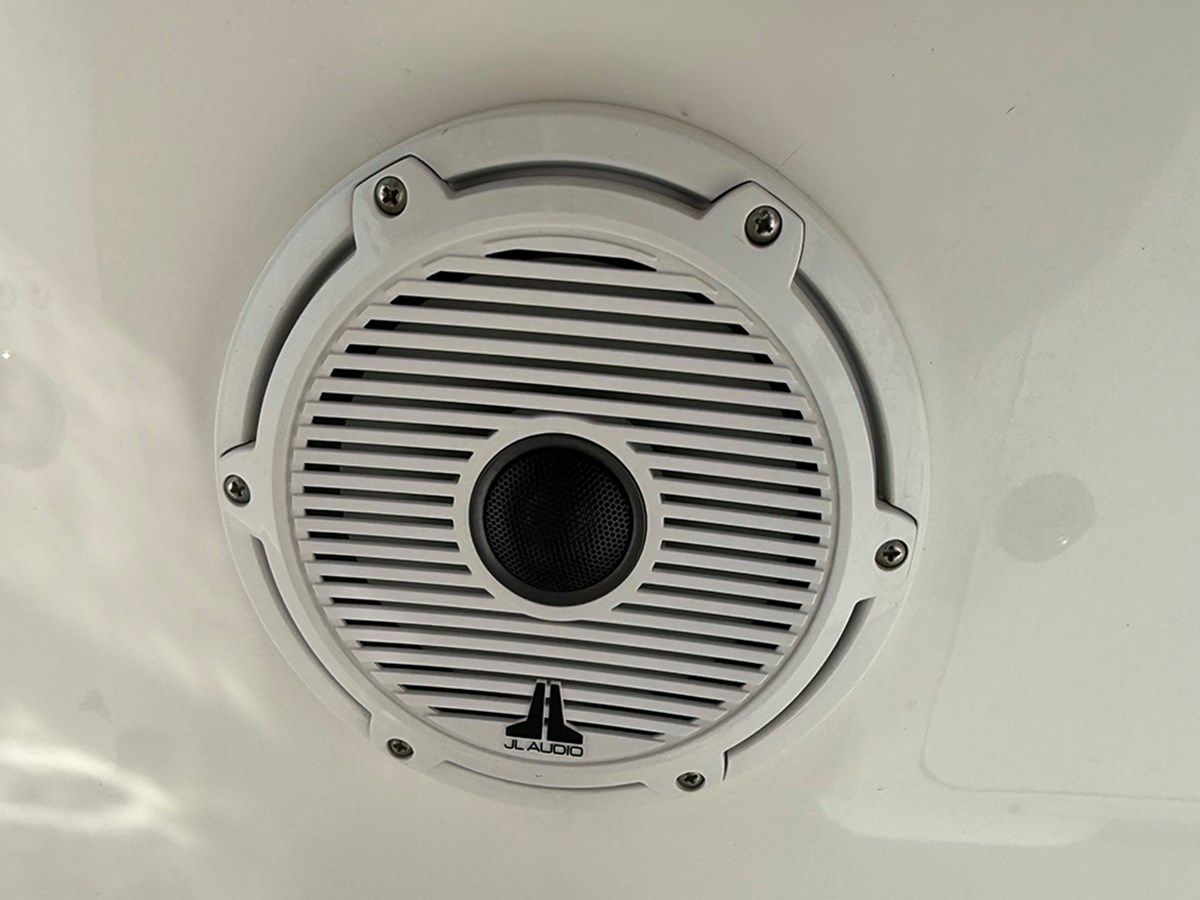 Стоимость яхты -