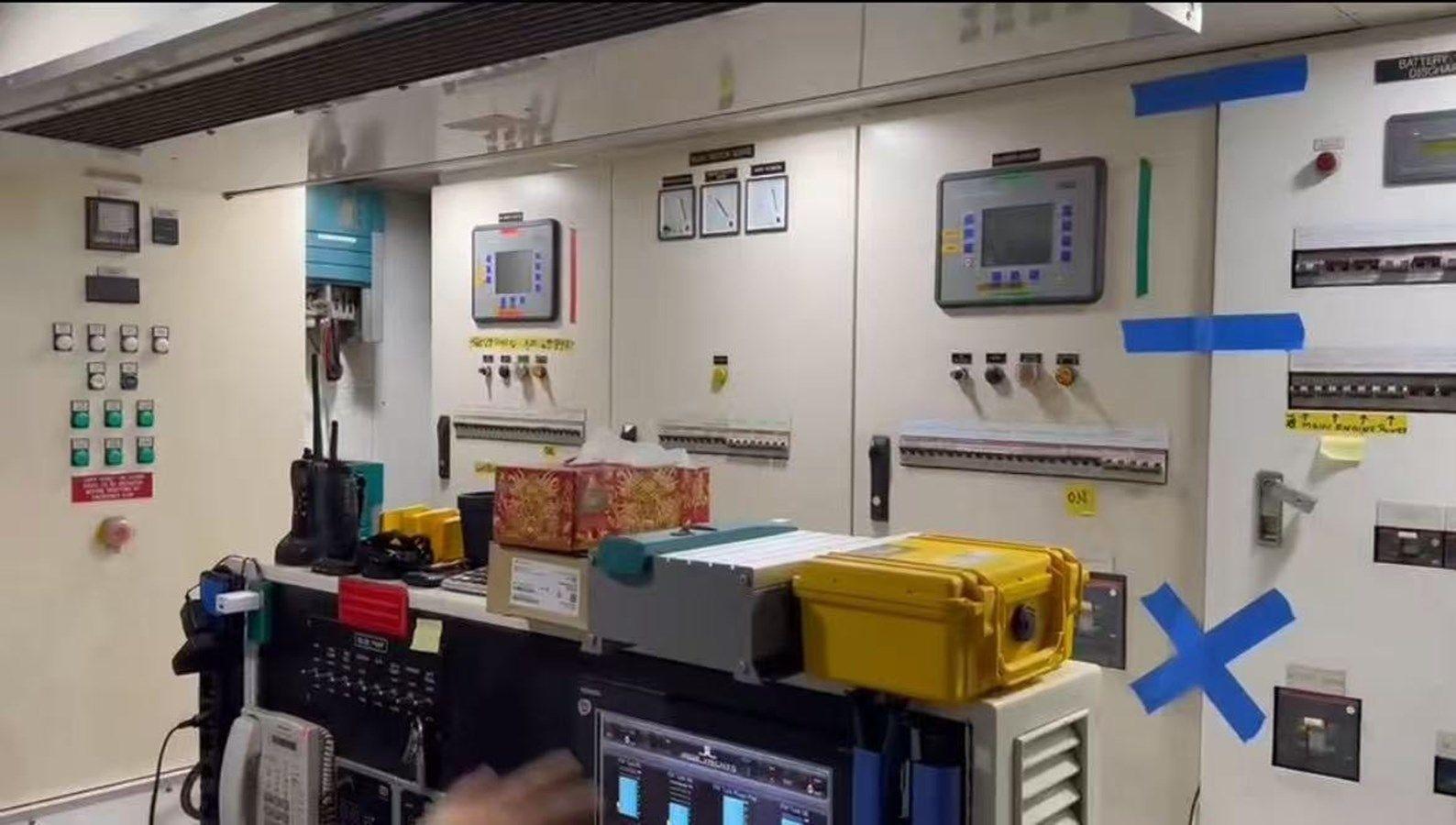 Buy a yacht JADE 959