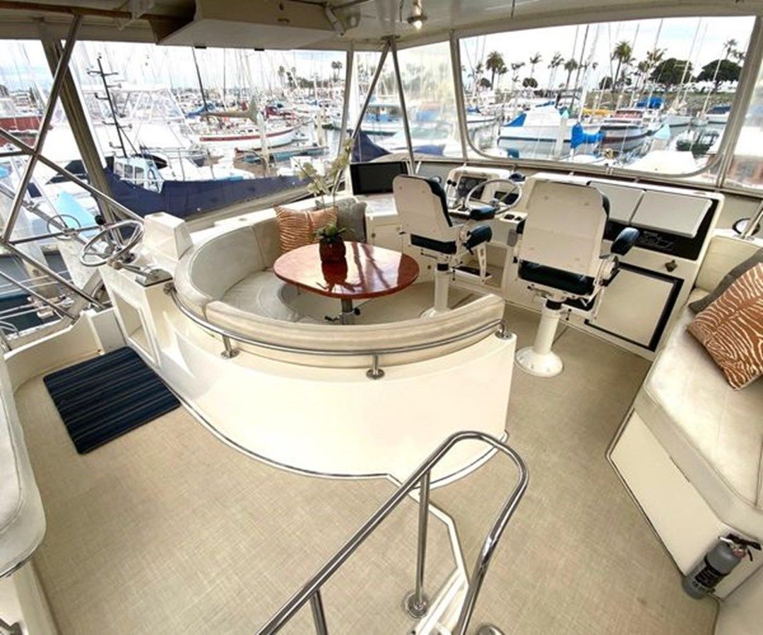 the best price on 50 ft 2001 Mikelson Luxury Sportfisher 50