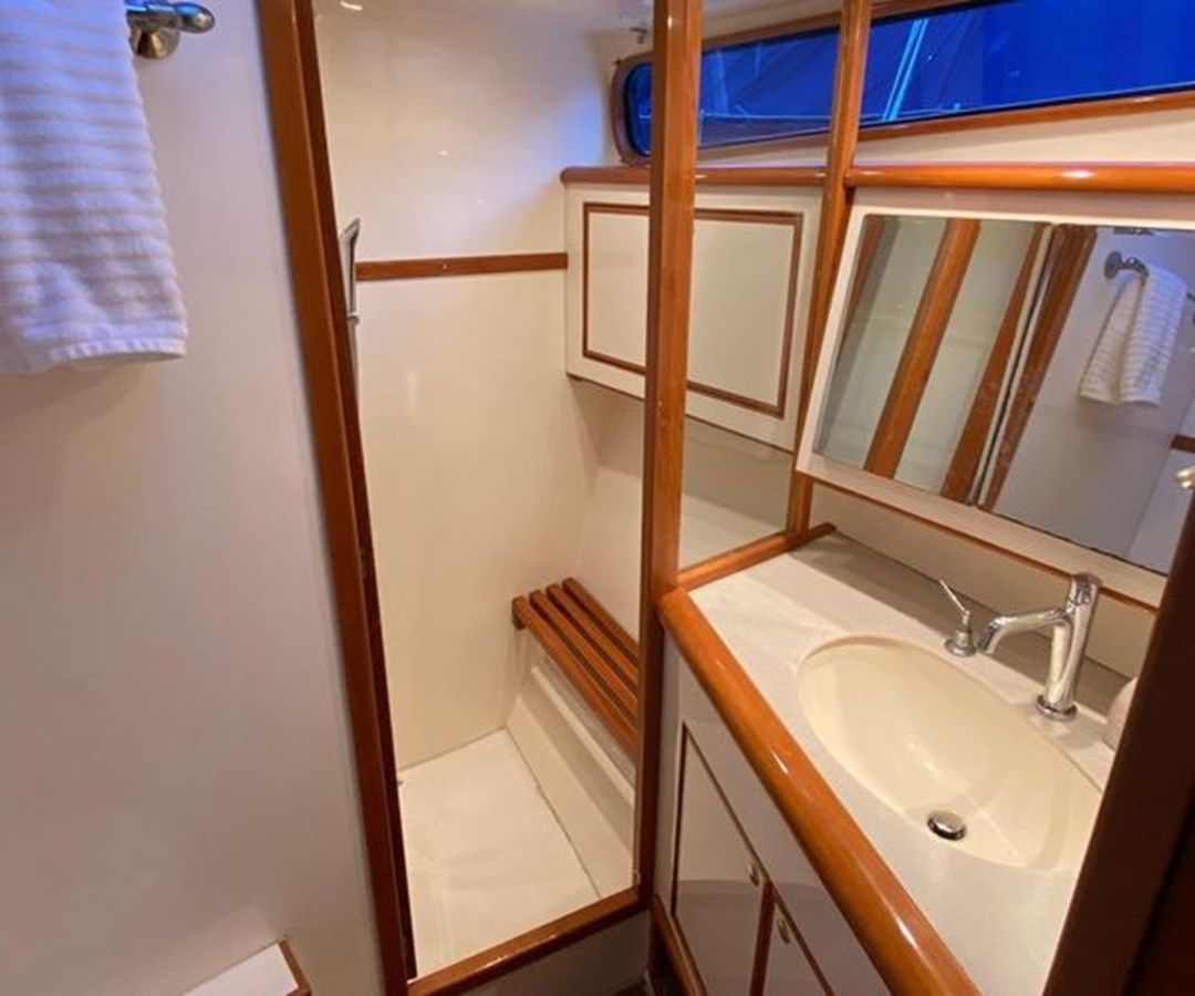 50 ft 2001 Mikelson Luxury Sportfisher yacht sale