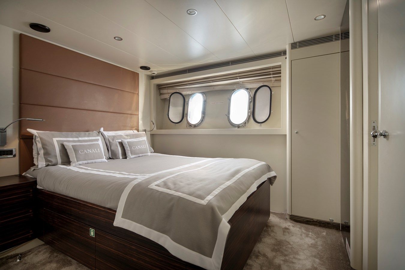 Buy a yacht CANALI - Canados