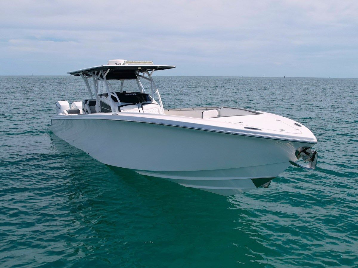 Buy a yacht AOV37213C919 2019