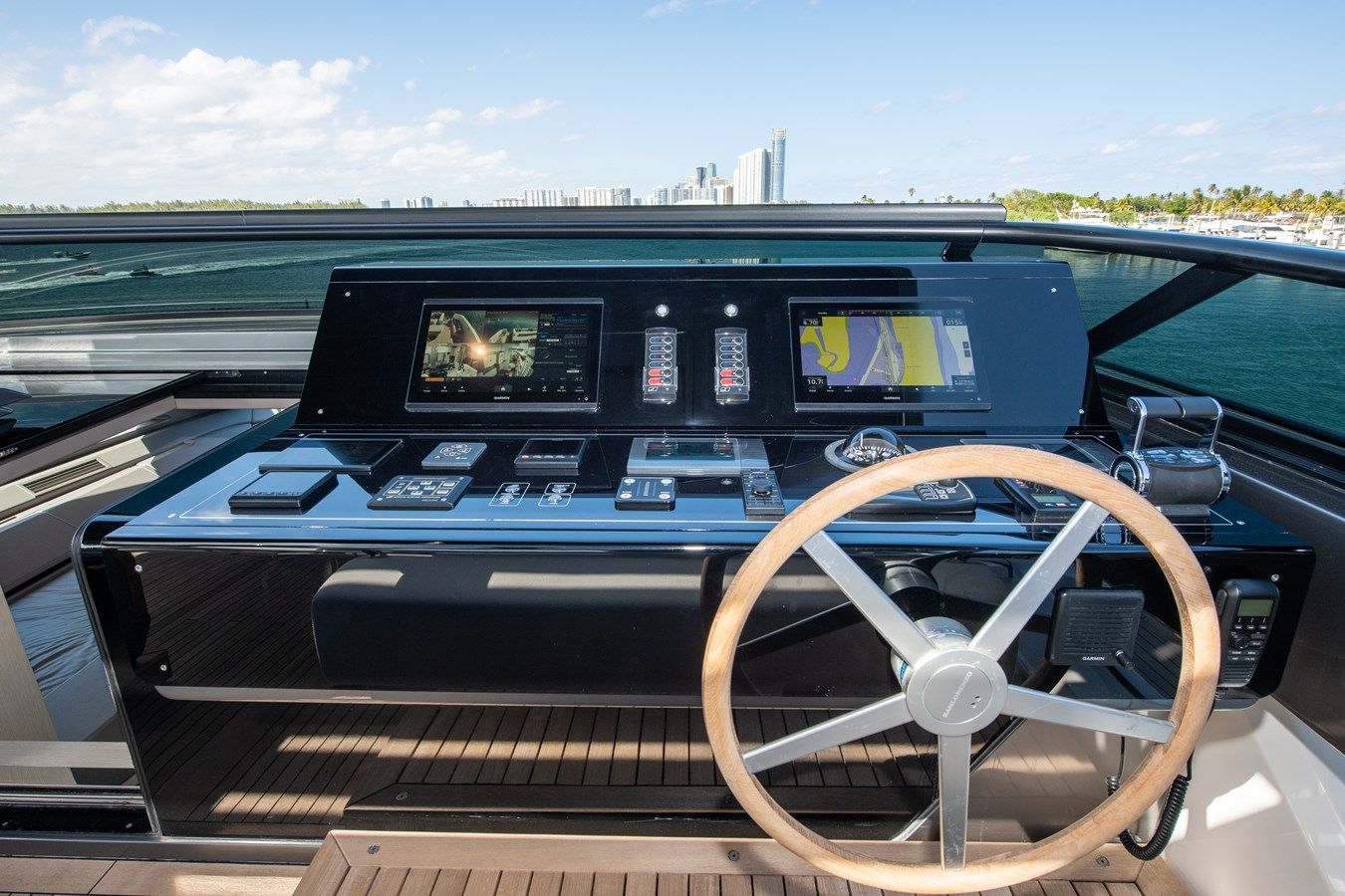 Лучшая цена на OUR ALEPH - Sanlorenzo