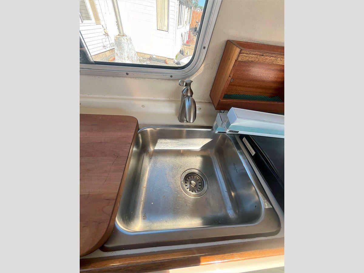 24' Halifax 1999 Rosborough RF 246 1999 price