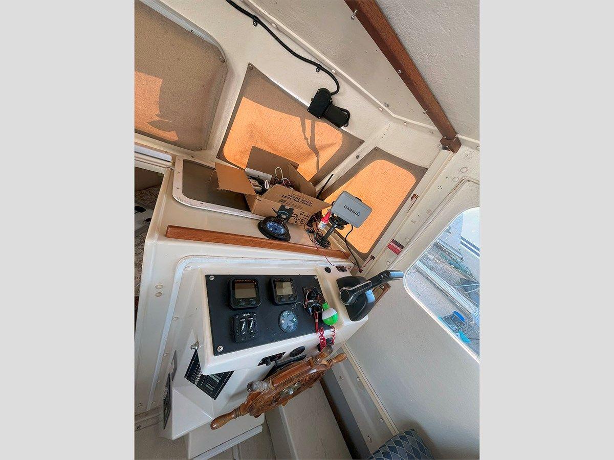 Buy a yacht 24' Halifax 1999 Rosborough RF 246 - HALIFAX SHIPYARD