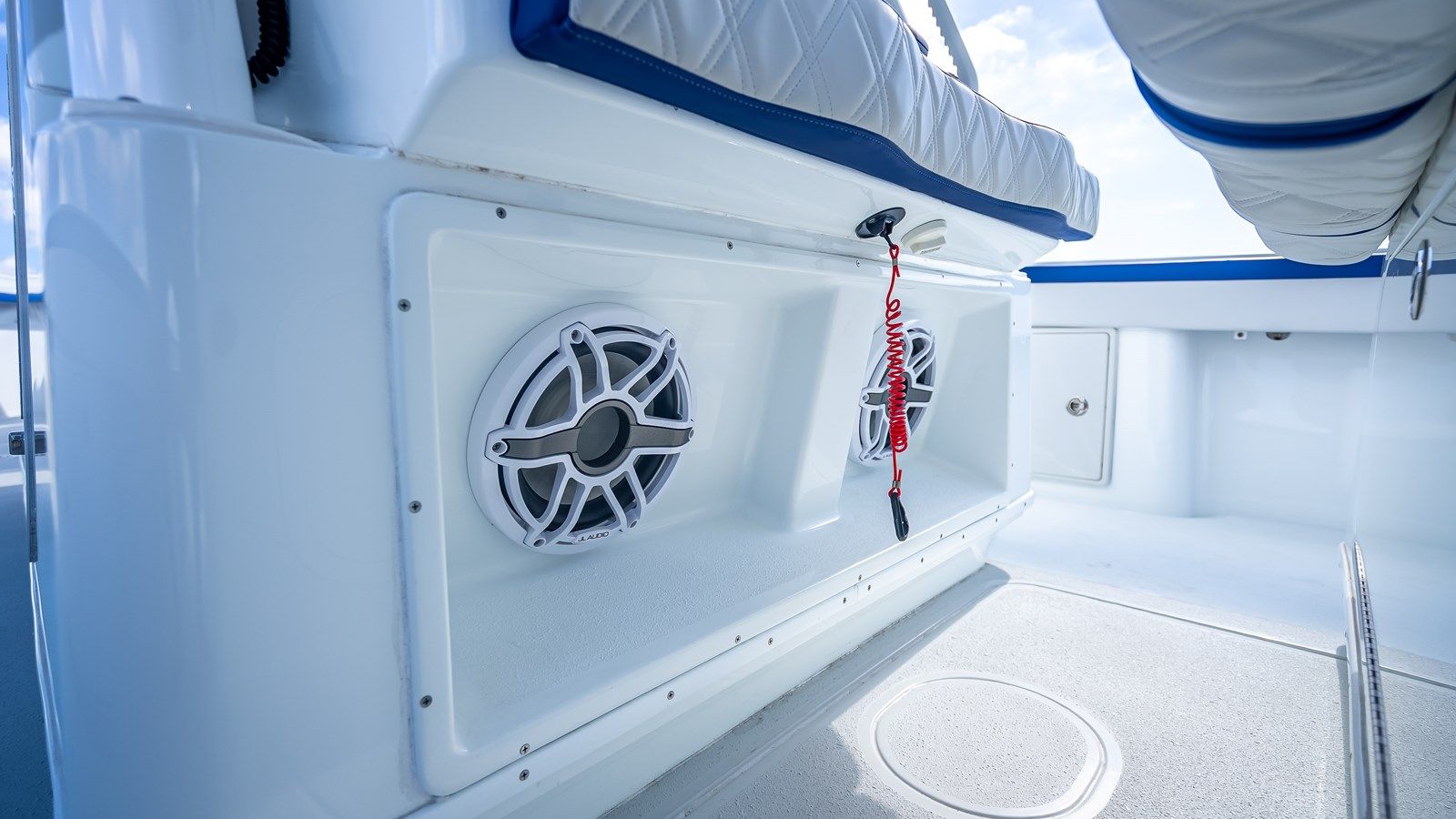 the best price on Yellowfin 39