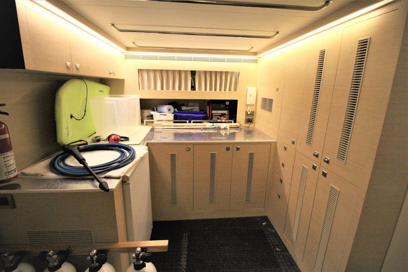 Buy a yacht SHAKINA 73