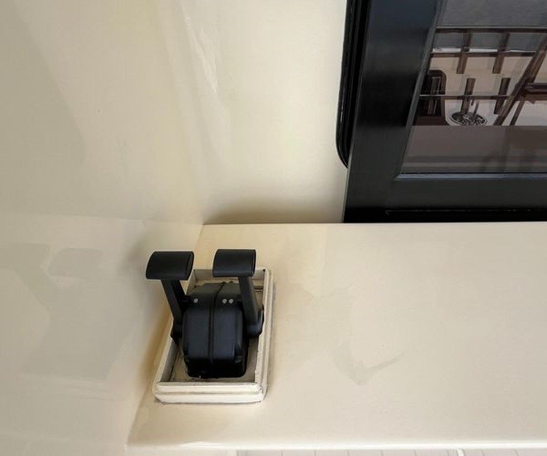 Купить 64 ft 1999 Mikelson Long-Range Luxury Sportfisher, Swells - MIKELSON