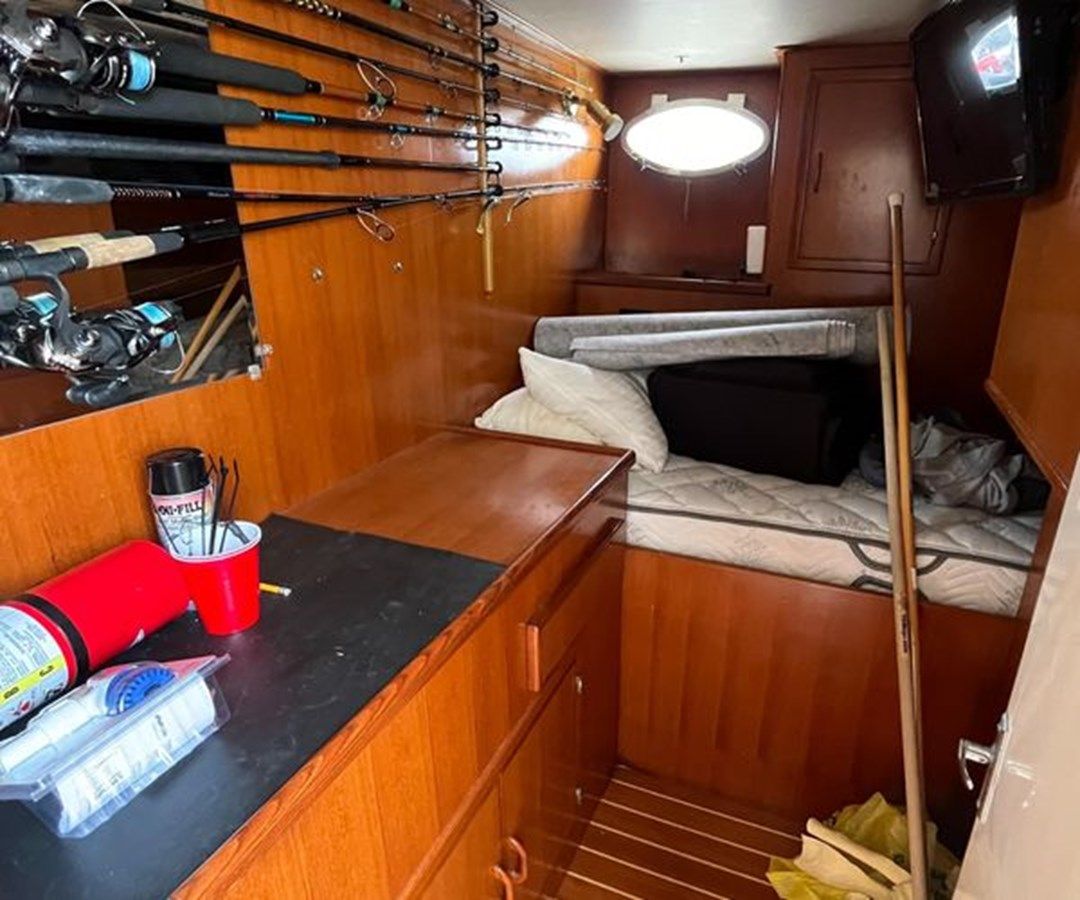 Стоимость яхты 64 ft 1999 Mikelson Long-Range Luxury Sportfisher, Swells - MIKELSON