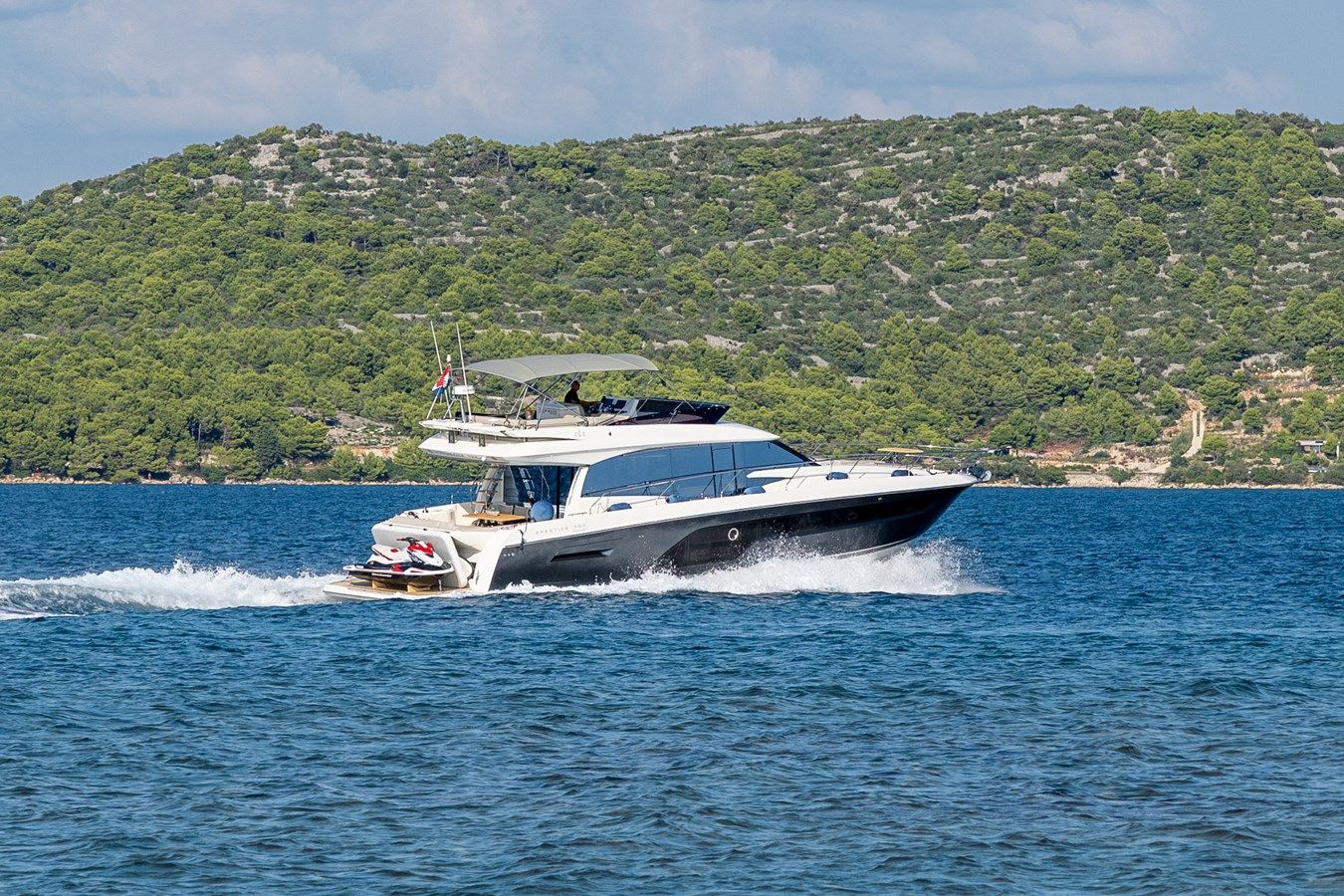 Buy a THE SUN 57 at Shestakov Yacht Sales