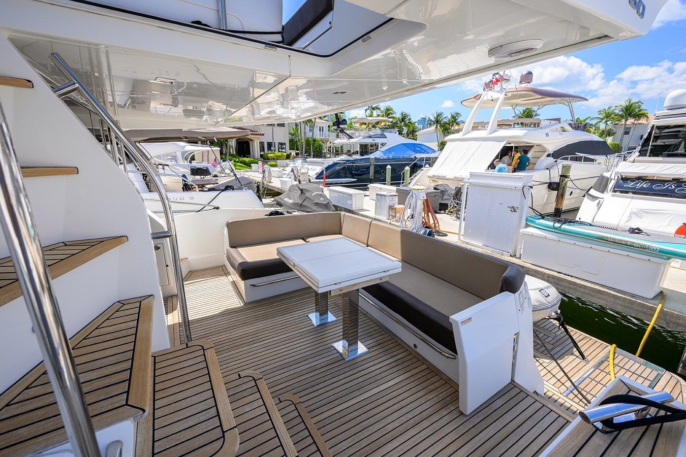 Продажа яхты AT EASE - Galeon Yachts