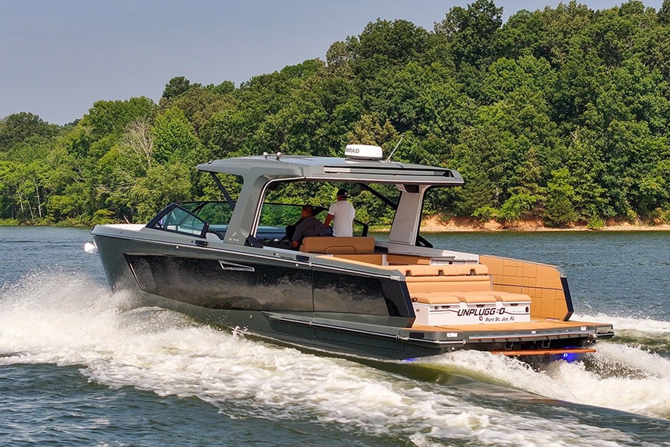 the best price on UNPLUGGED 40