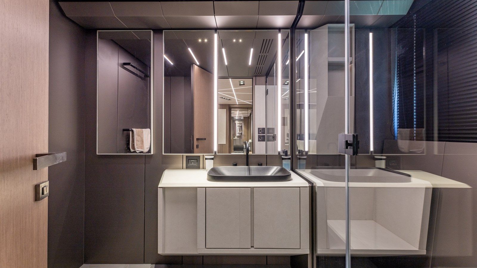 best yacht sales deals CIAO - PERSHING