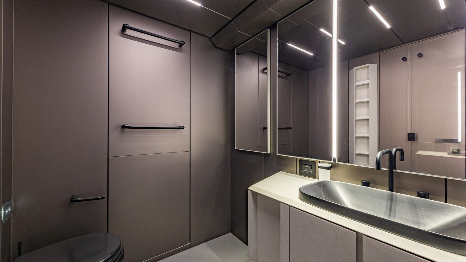 Buy a CIAO - PERSHING at Shestakov Yacht Sales