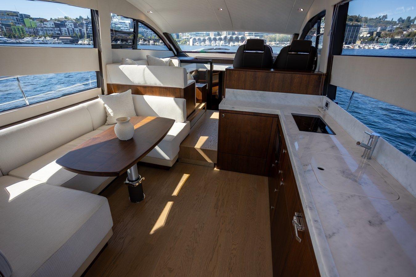 Buy a yacht 50 FAIRLINE 2025