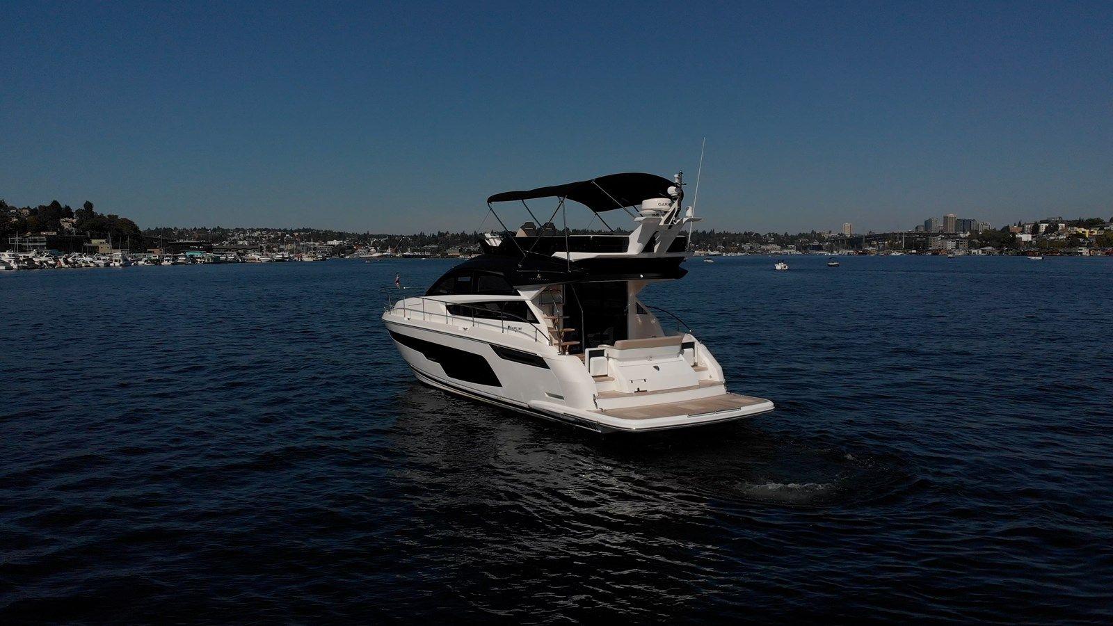the best price on 50 FAIRLINE - Fairline