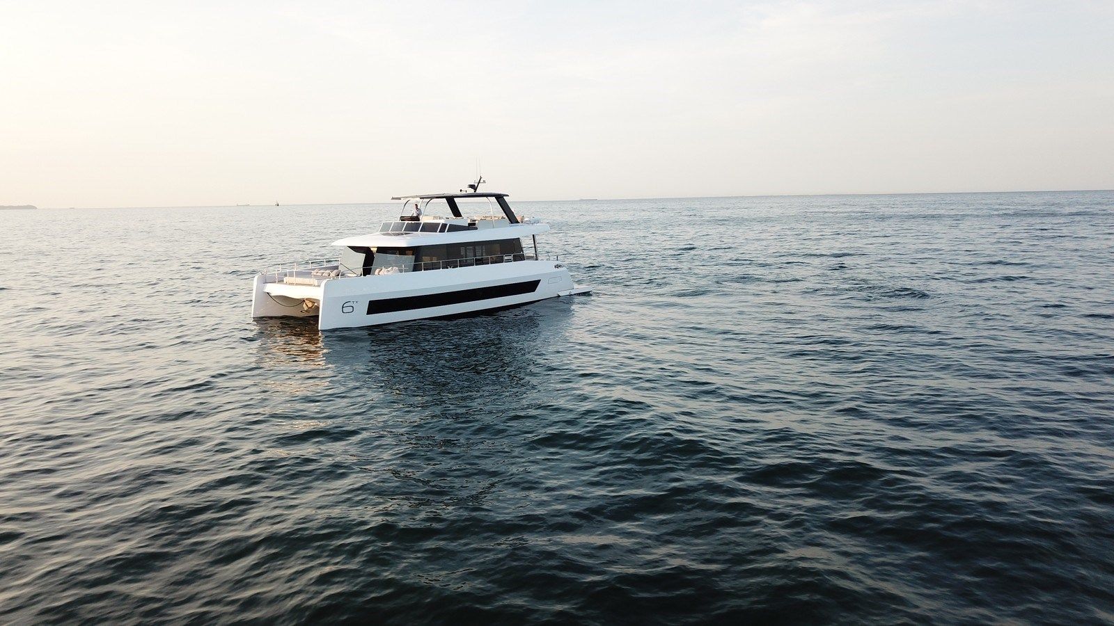 Стоимость яхты ARCTIC MOON - MOON YACHTS