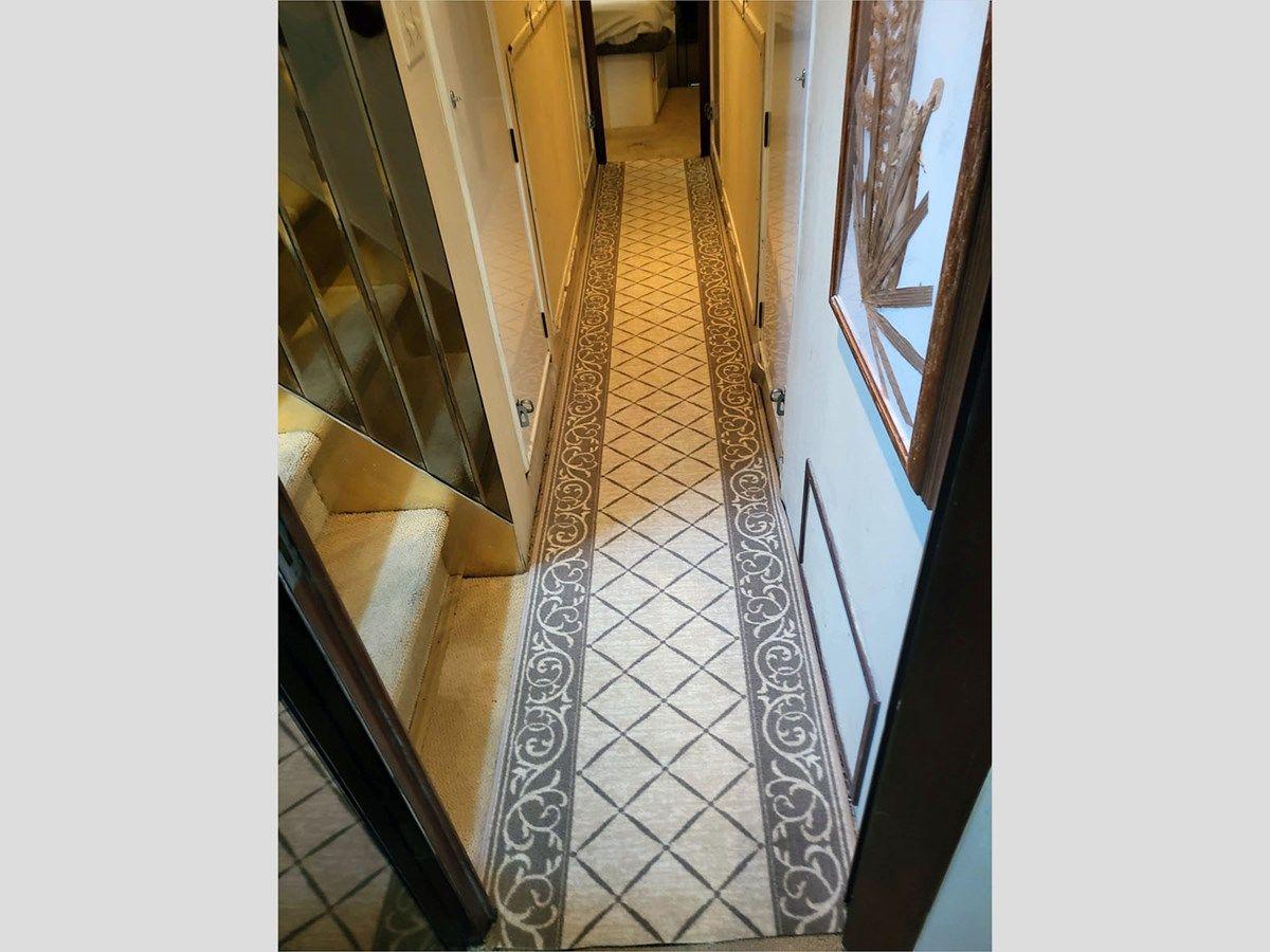 Buy a 74' Hatteras 1989 74 CPMY 74 at Shestakov Yacht Sales