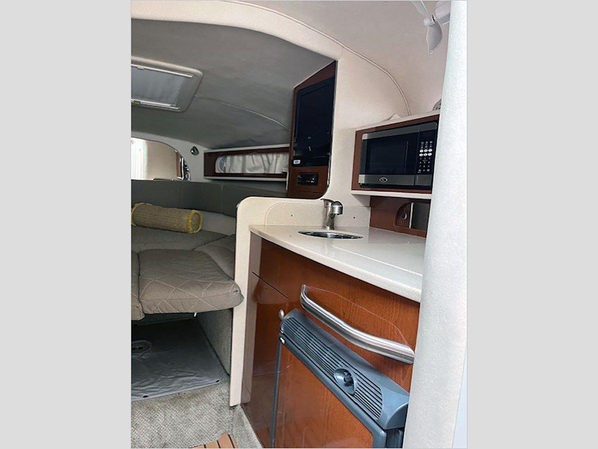 Buy a 31' Sea Ray 2008 310 Sundancer - SEA RAY at Shestakov Yacht Sales