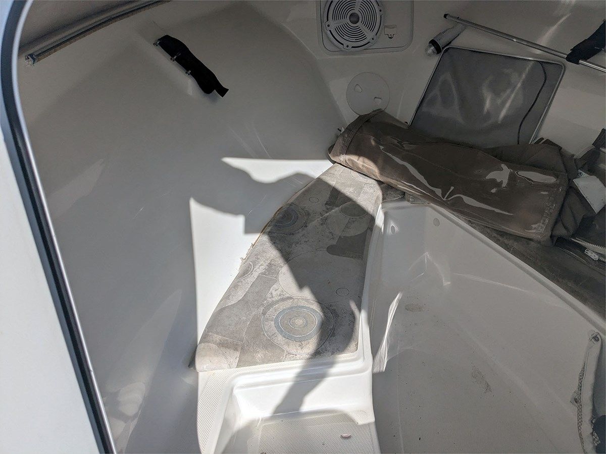 Buy a 21' Wellcraft 2004 V 21 - WELLCRAFT at Shestakov Yacht Sales