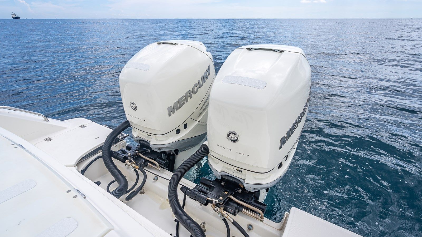 Buy a 330 Boston Whaler - Boston Whaler at Shestakov Yacht Sales