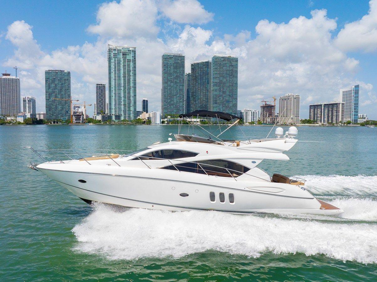 best yacht sales deals MANHATTAN 52 - Sunseeker
