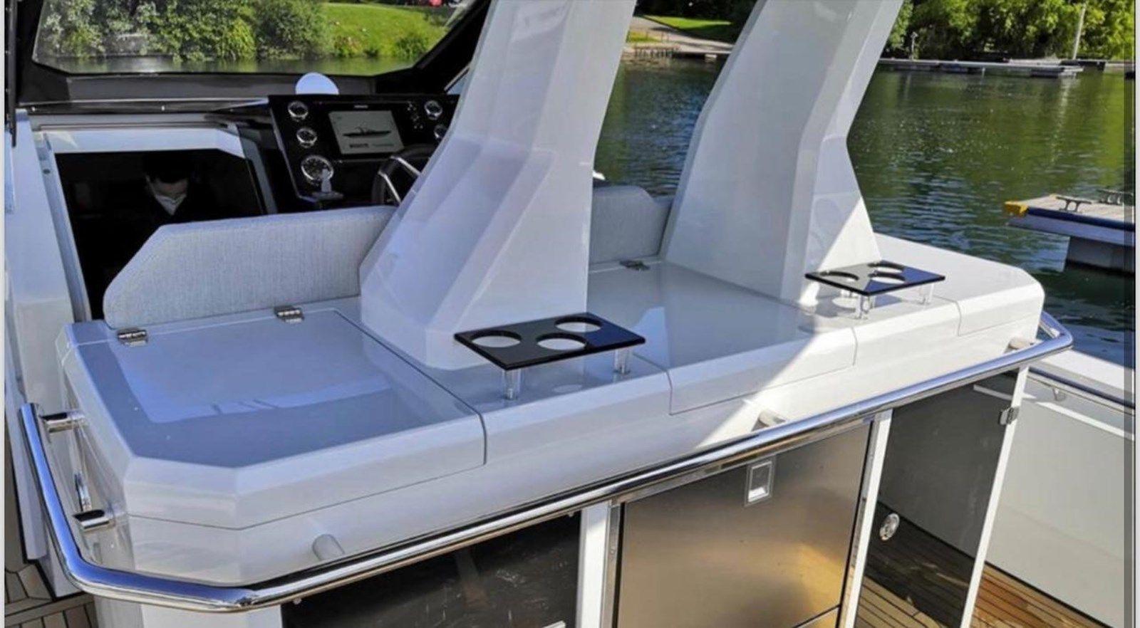 the best price on PIRELLI 42 43