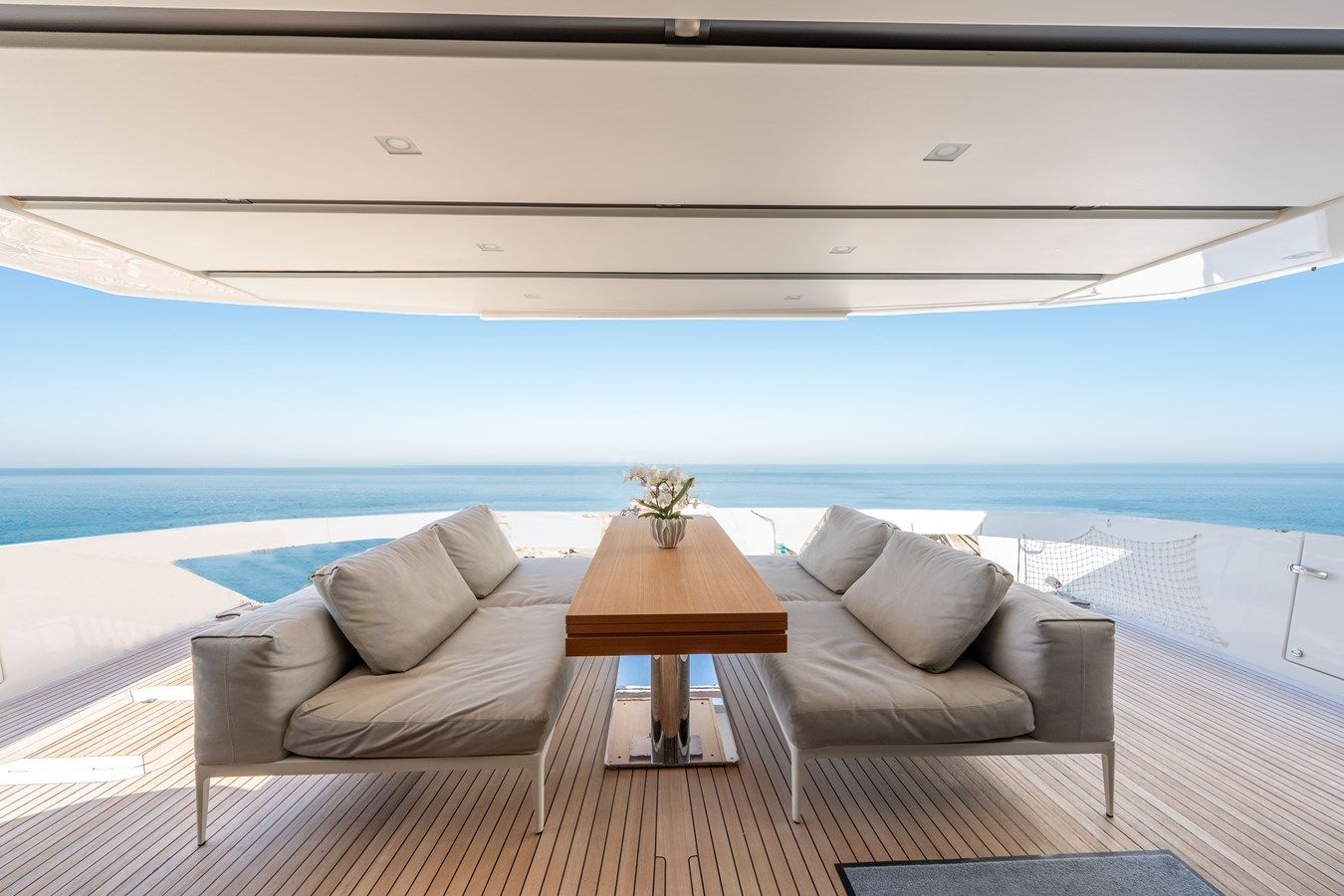 best yacht sales deals Lady Larisa 87