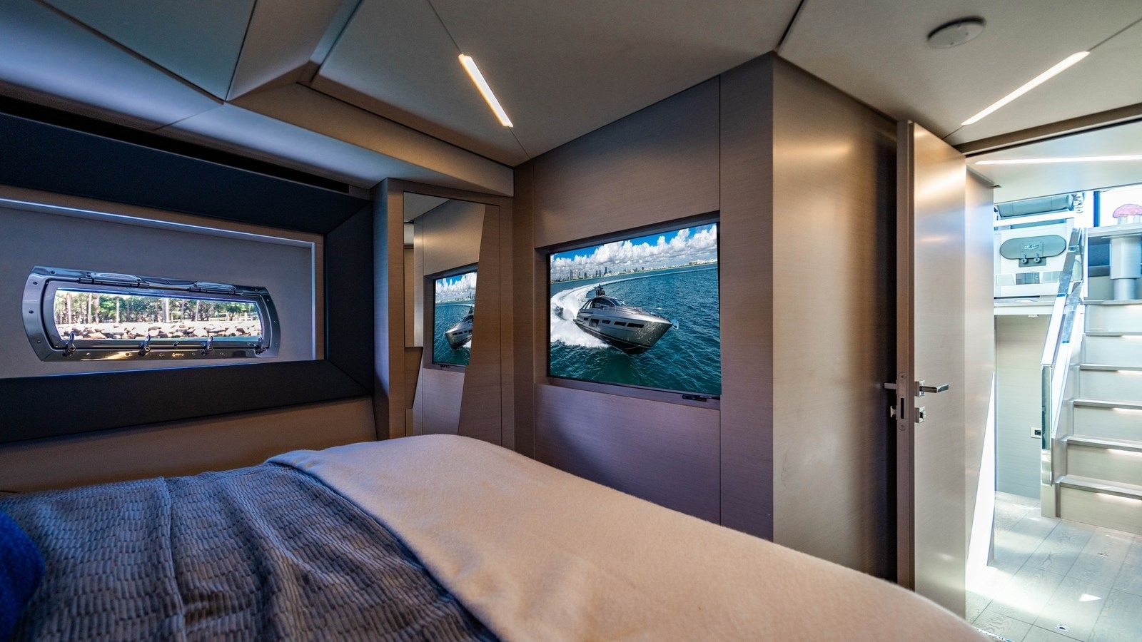 Buy a UNREEL - PERSHING at Shestakov Yacht Sales