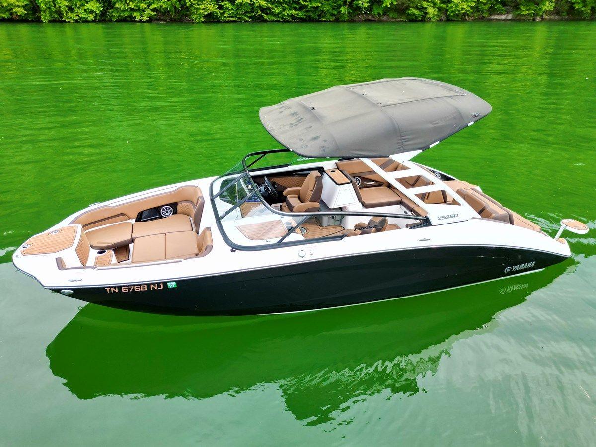 Buy a 024 Yamaha 252SD NLNL 24 at Shestakov Yacht Sales