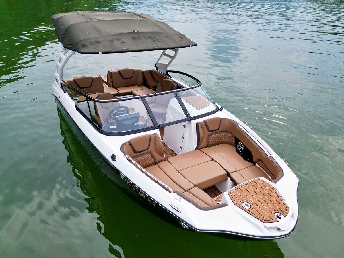 Buy a yacht 024 Yamaha 252SD NLNL 252 SD