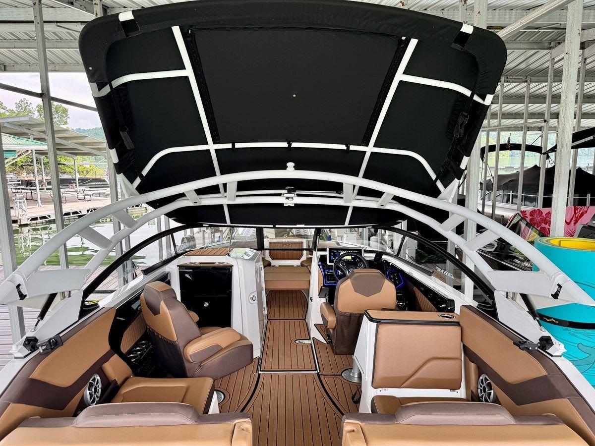 best yacht sales deals 024 Yamaha 252SD NLNL - YAMAHA