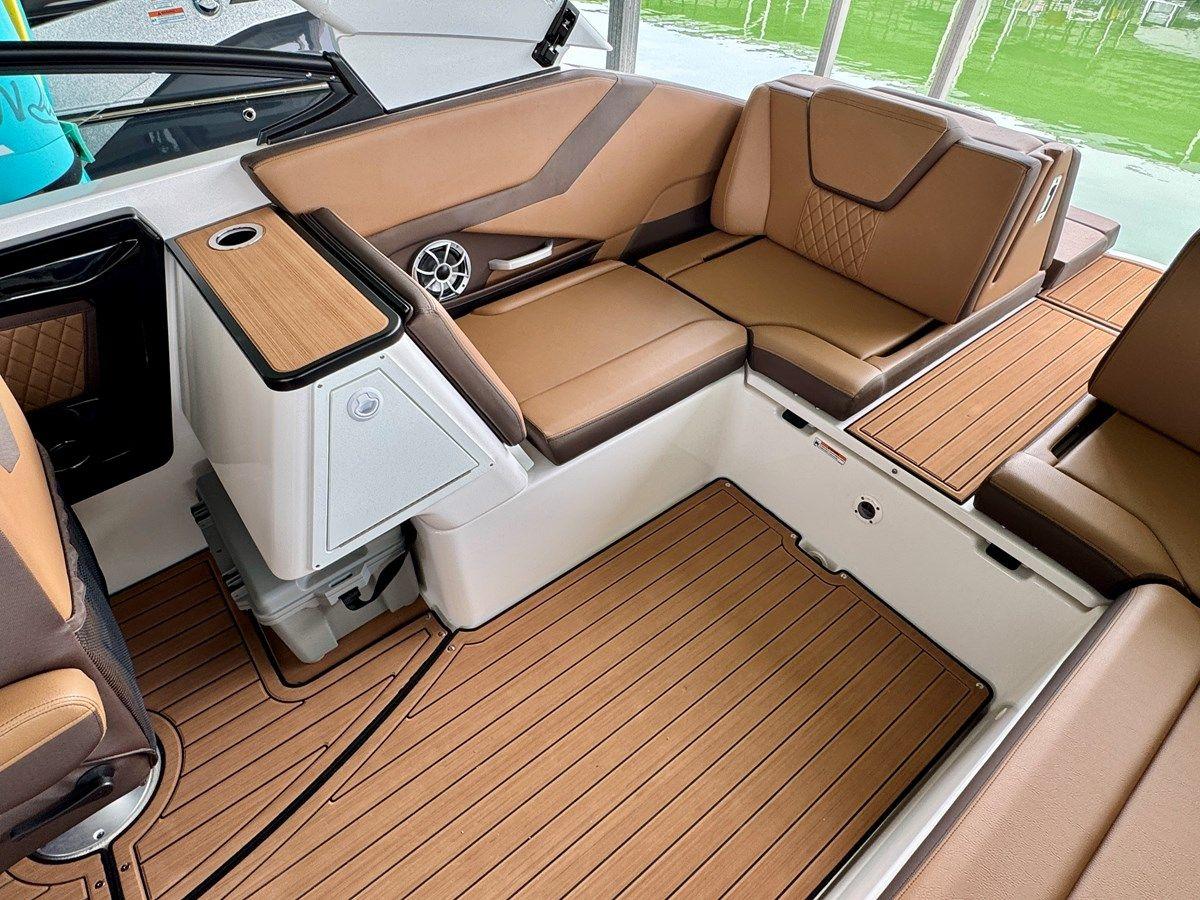 024 Yamaha 252SD NLNL 252 SD yacht sale