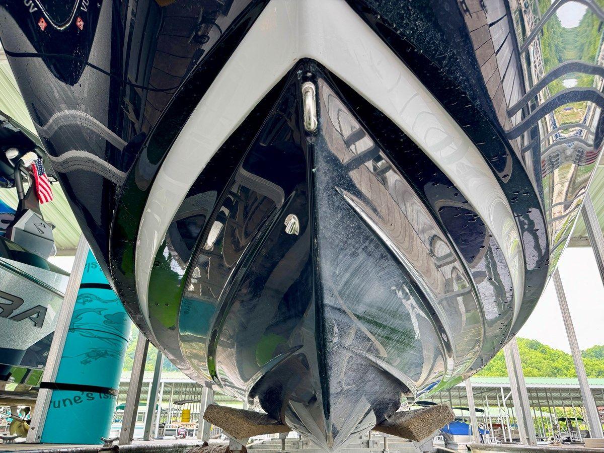 Buy a 024 Yamaha 252SD NLNL - YAMAHA at Shestakov Yacht Sales