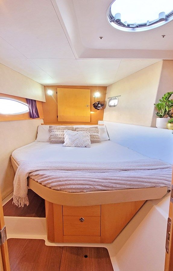 Buy a Moxie Salina 48 at Shestakov Yacht Sales