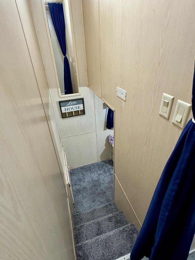 Buy a 99 AquaChalet 16 x 68WB NLSH 68 at Shestakov Yacht Sales