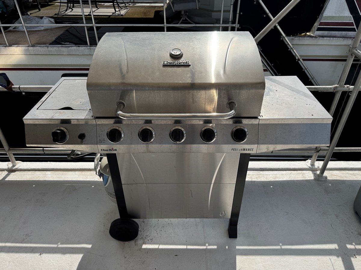 Buy a yacht 99 AquaChalet 16 x 68WB NLSH 1999