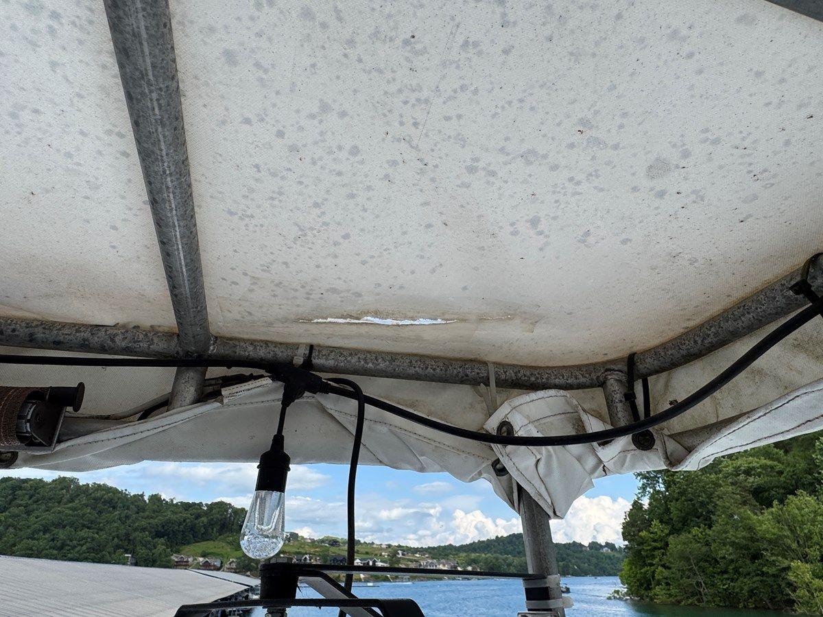 Buy a yacht 99 AquaChalet 16 x 68WB NLSH 16 x 68 Widebody